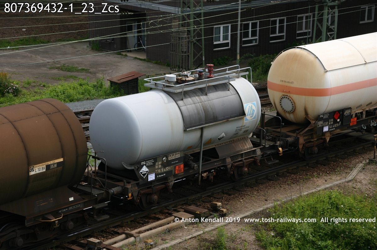 807369432-1_23_Zcs.jpg